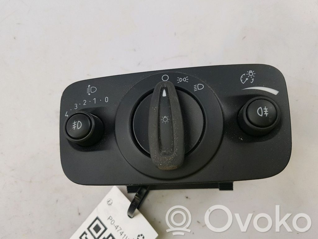 Ford C-MAX II Light switch 