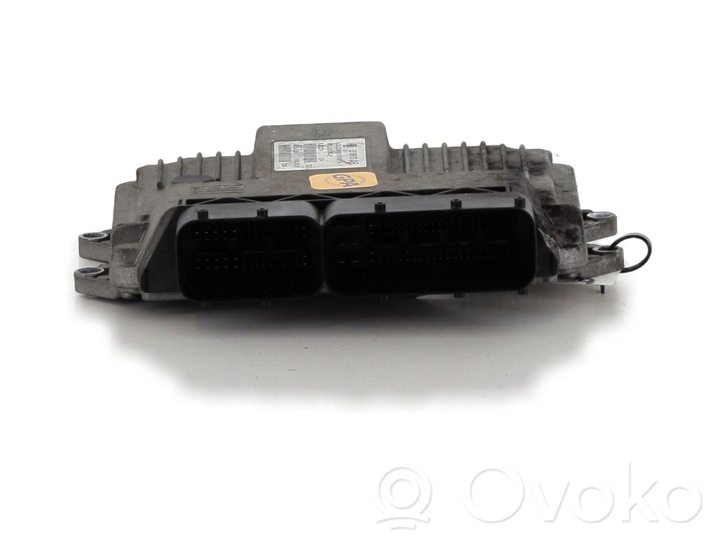 Suzuki Swift I Engine control unit/module 