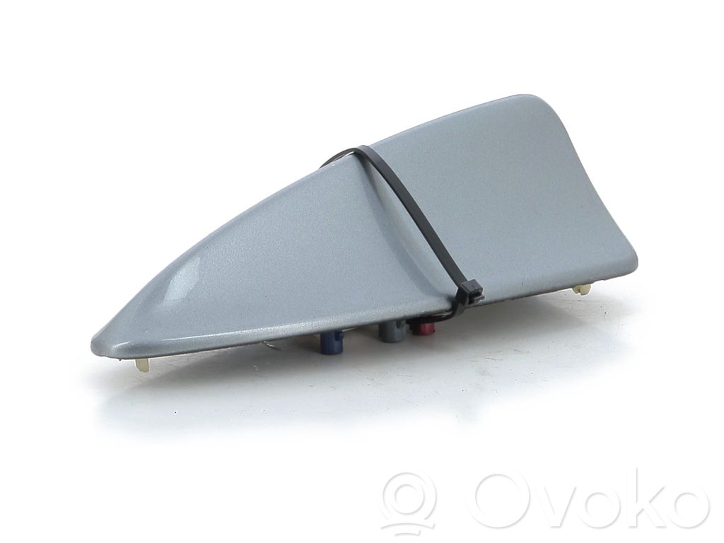 BMW X3 E83 Radion antenni 