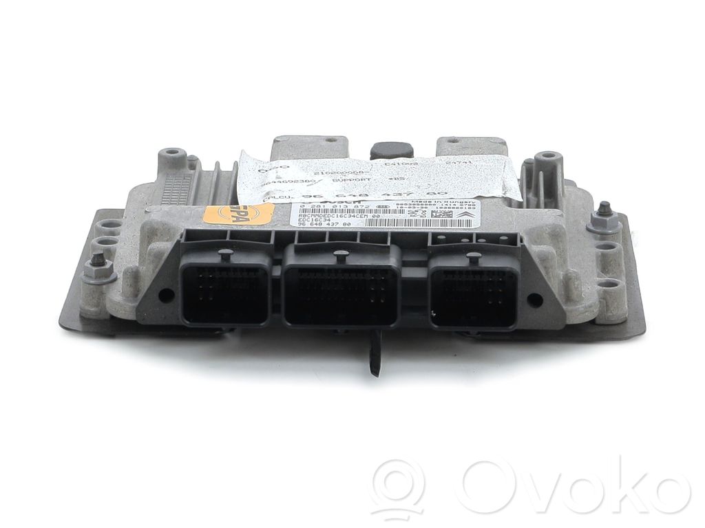 Unidad de control/módulo del motor   9664843780,T06557K
