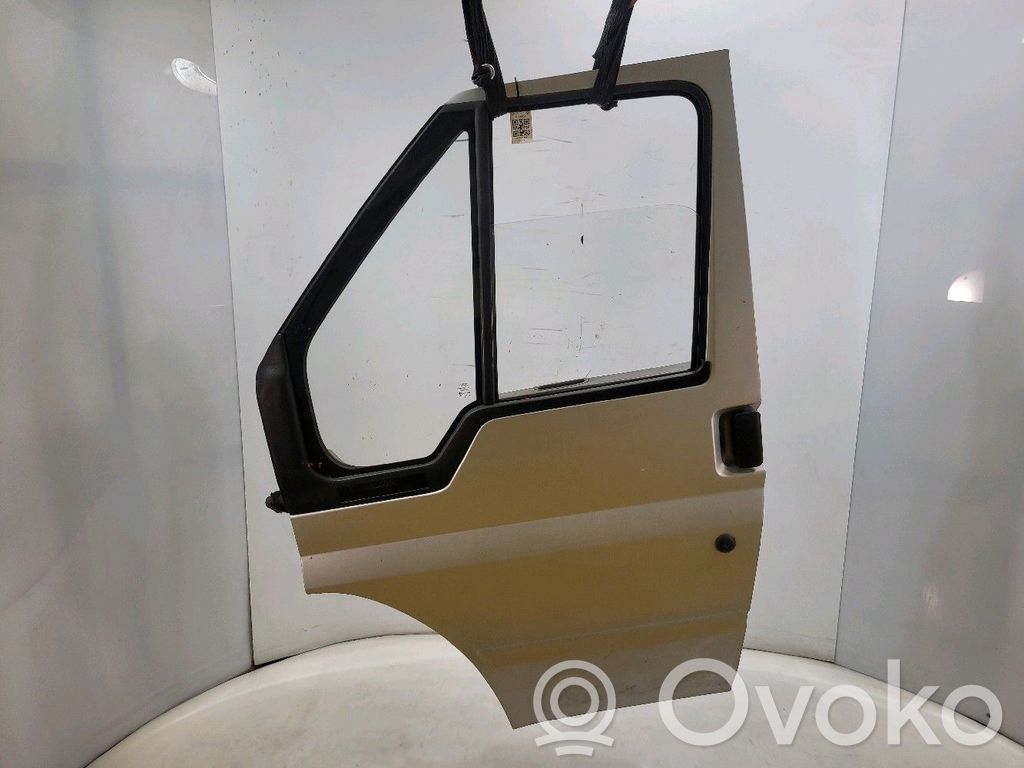 Durvis   4703954,M10583Z