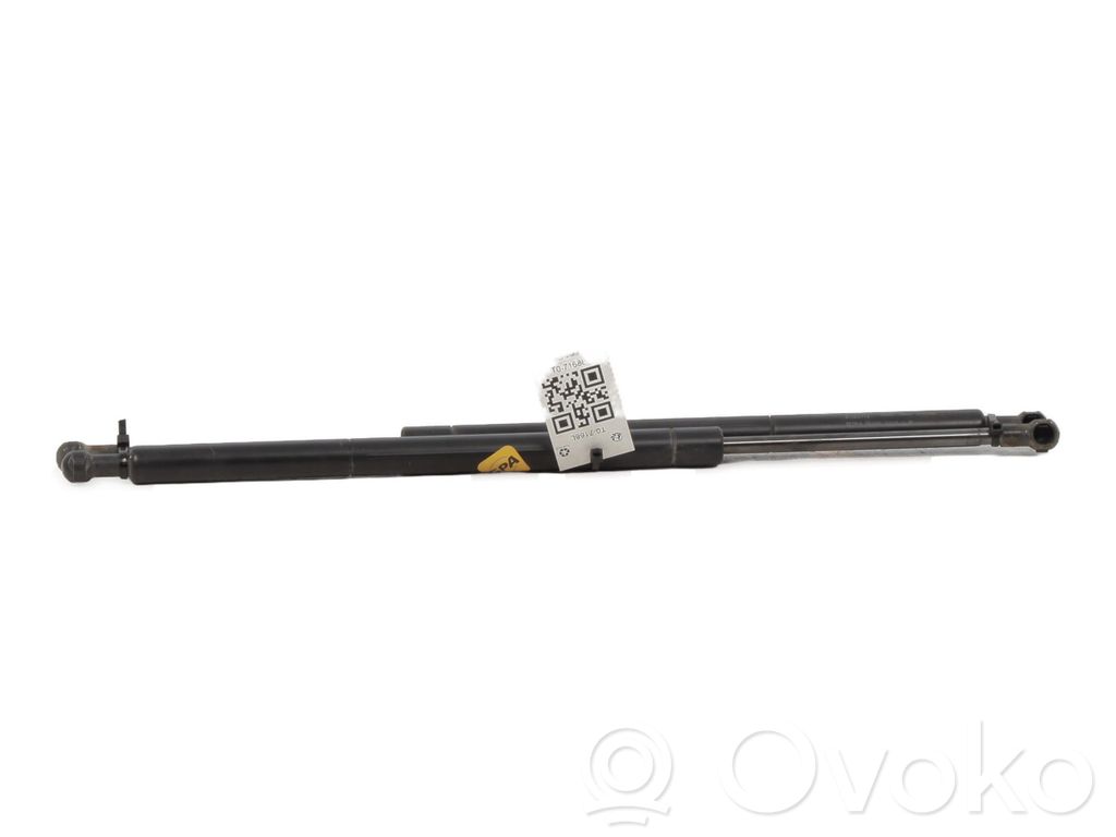 Volvo XC60 Tailgate strut 