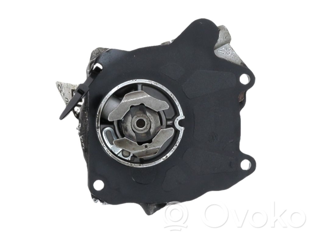 Alfa Romeo 147 Pompă vacuum 