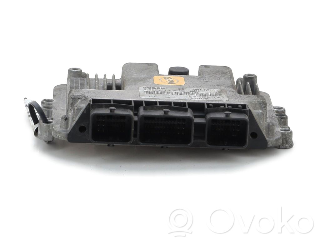 Opel Vivaro Engine control unit/module 