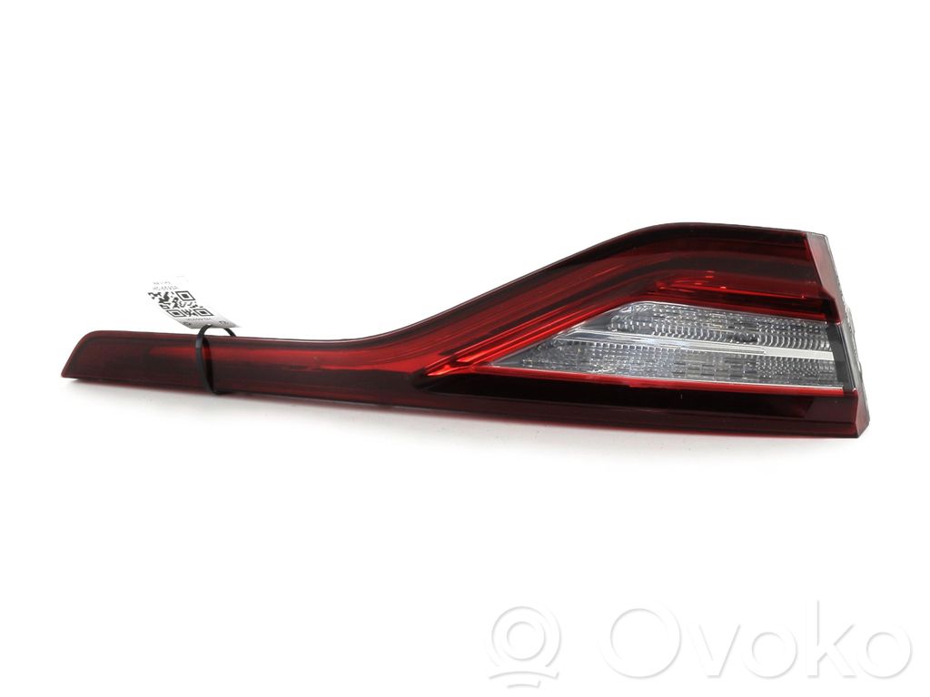 Renault Megane IV Lampy tylnej klapy bagażnika 