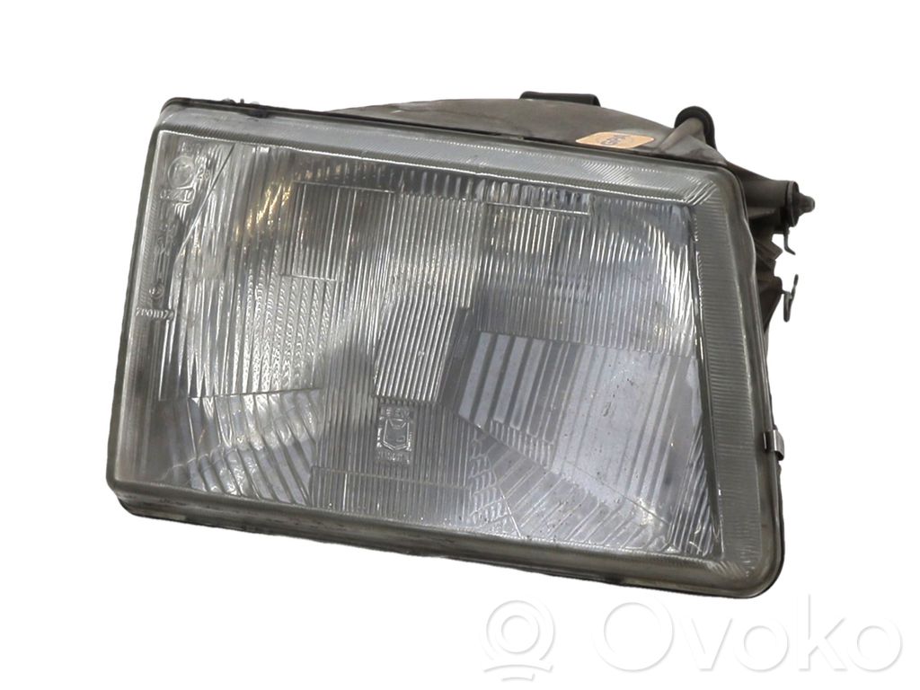 Peugeot 309 Headlight/headlamp 