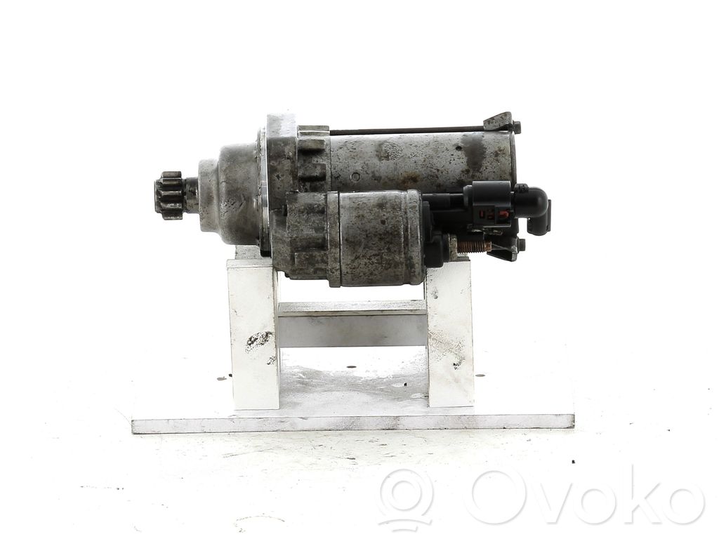 Volkswagen Golf V Motor de arranque 