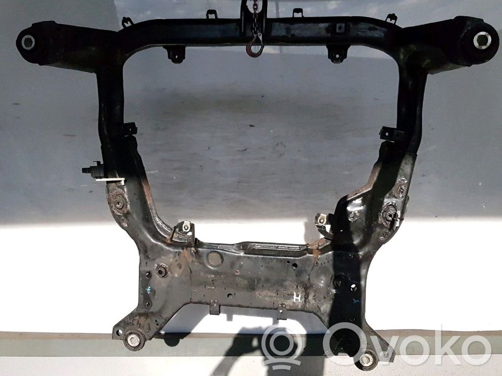 Land Rover Freelander 2 - LR2 Front subframe 