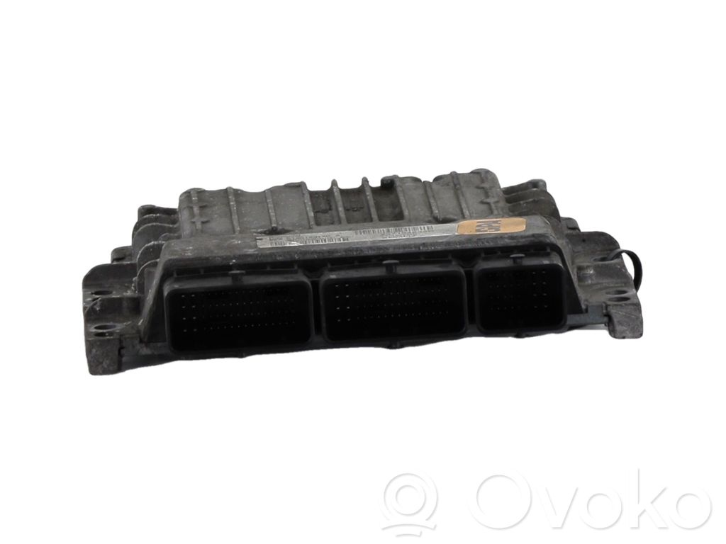 Sterownik / Moduł ECU   237104833R,M12253Q