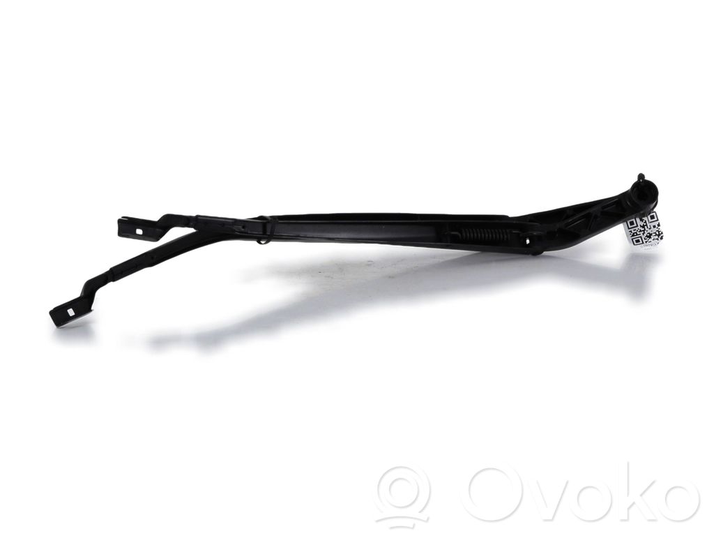 Lexus NX Front wiper blade arm 