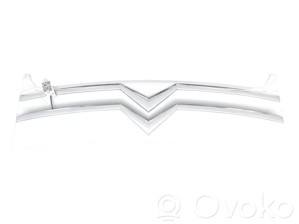 Peugeot Expert Front bumper upper radiator grill 