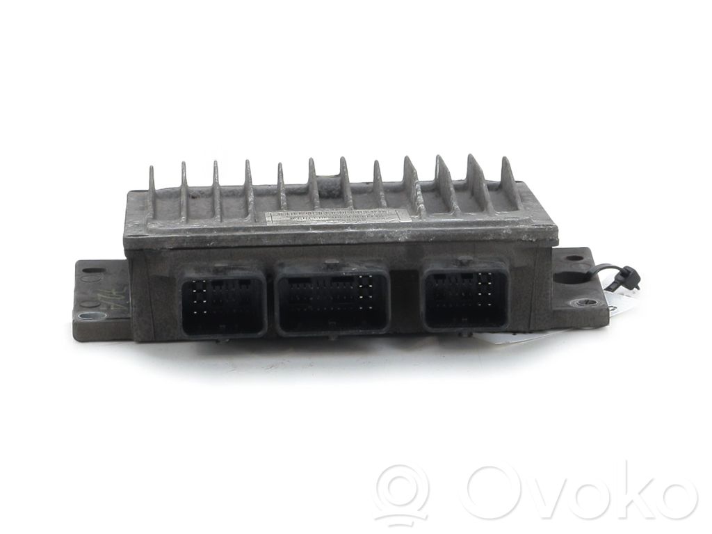 Renault Clio III Engine control unit/module 