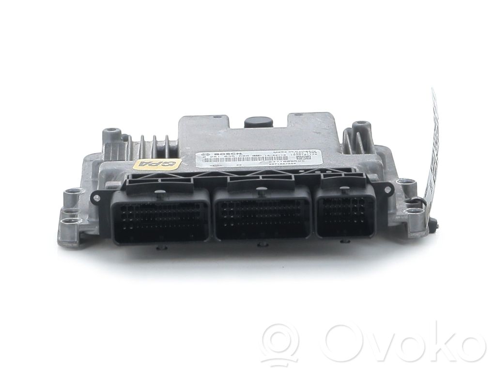 Renault Clio IV Engine control unit/module 