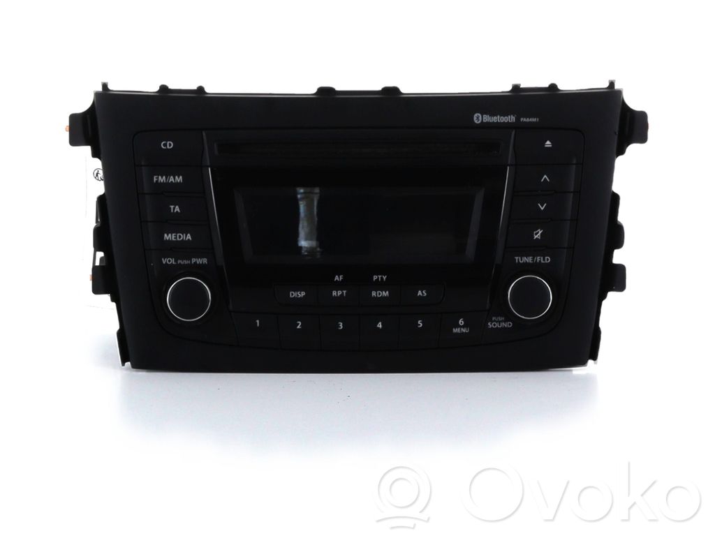 Suzuki Celerio Panel / Radioodtwarzacz CD/DVD/GPS 