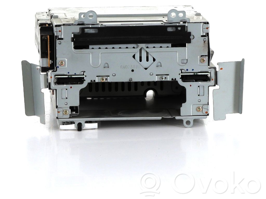 Panel / Radioodtwarzacz CD/DVD/GPS   DE6566AS0,J02826Q