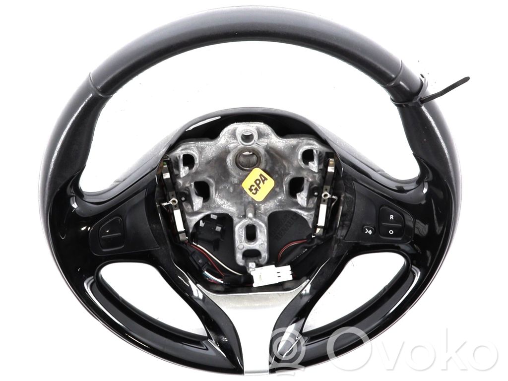 Renault Clio IV Lenkrad 