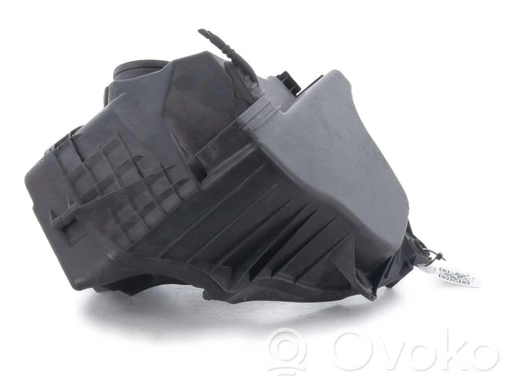 BMW 1 E82 E88 Air filter box 
