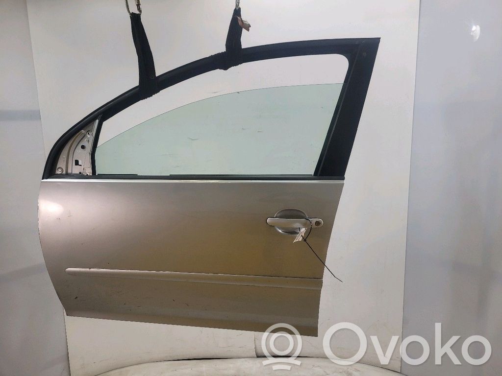 Drzwi przednie   1K4831301AB,F17047Q