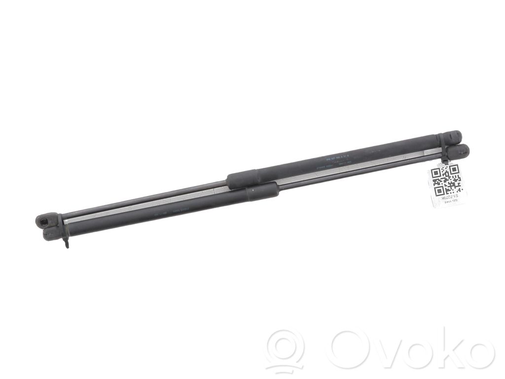 Amortyzator / Siłownik tylnej klapy bagażnika   6R6827550D,S17279K