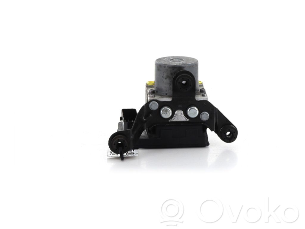 Audi Q3 8U ABS-pumppu 