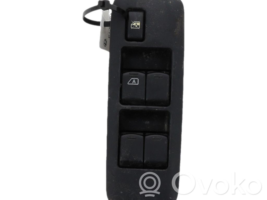 Przyciski szyb   25401BB65B,P15762G