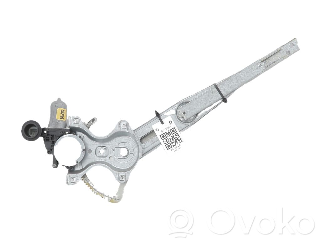 Toyota Yaris Macara ușă față cu motor 