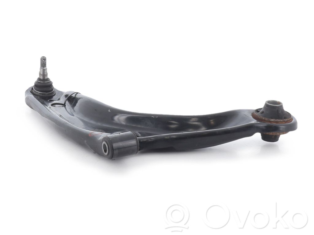 Toyota Yaris Basculă inferioară față