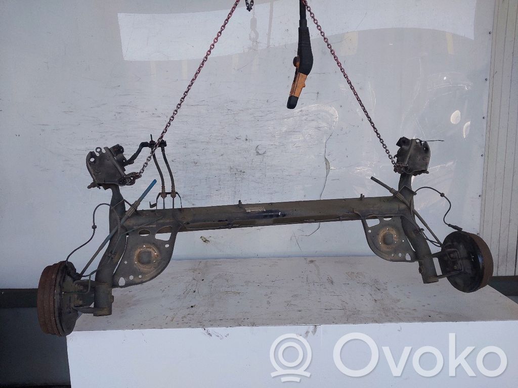 Renault Clio III Eje trasero