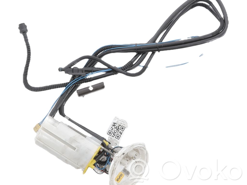 BMW 5 E60 E61 Pompe à carburant 
