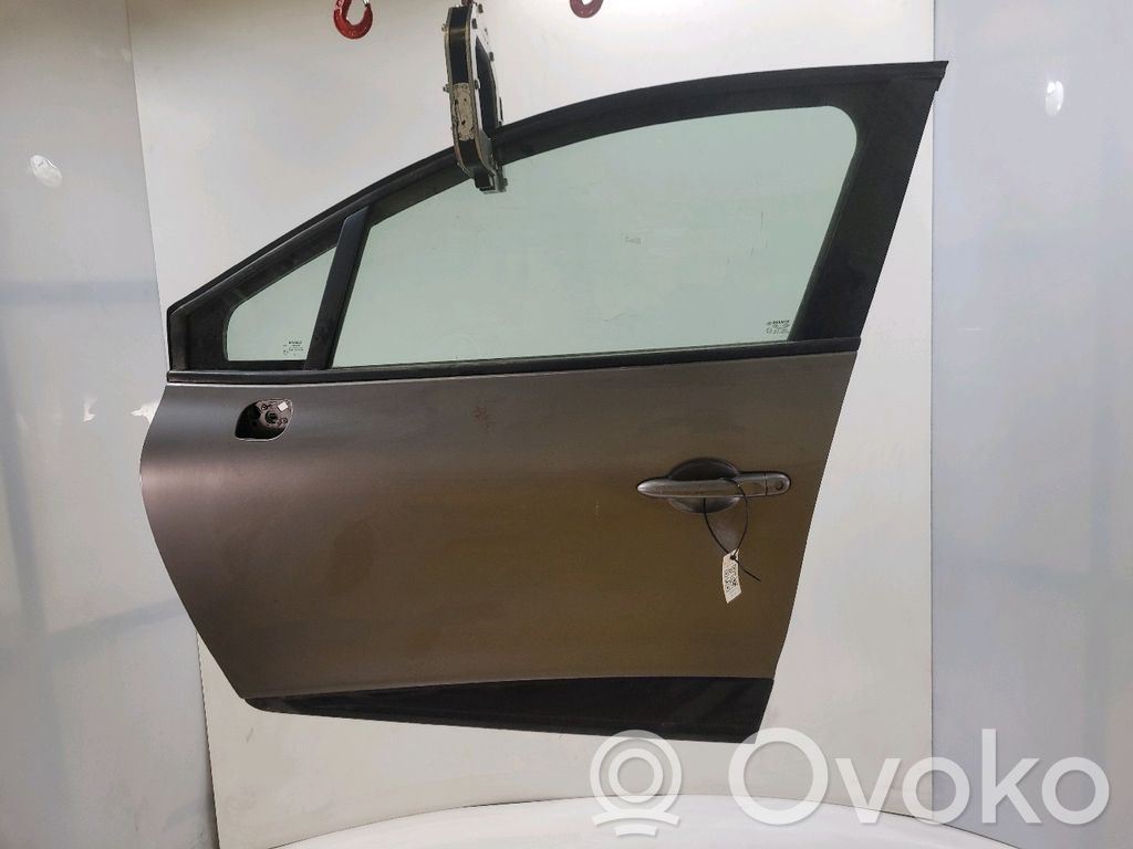 Renault Clio IV Portiera anteriore 