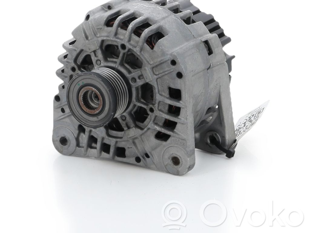 Renault Master II Alternator 