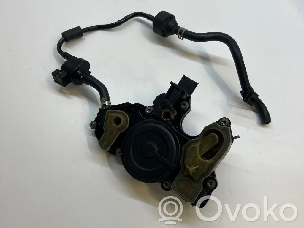 Audi A6 C7 Odpowietrznik / Separator oleju 
