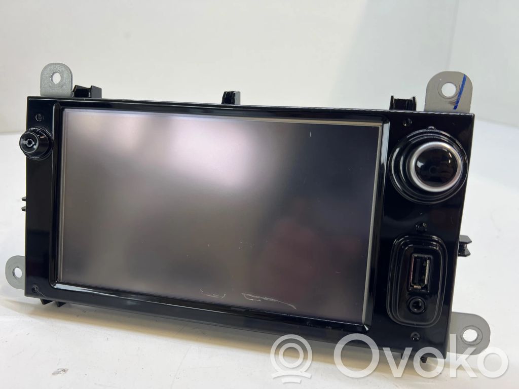 Renault Clio IV Radio/CD/DVD/GPS head unit 
