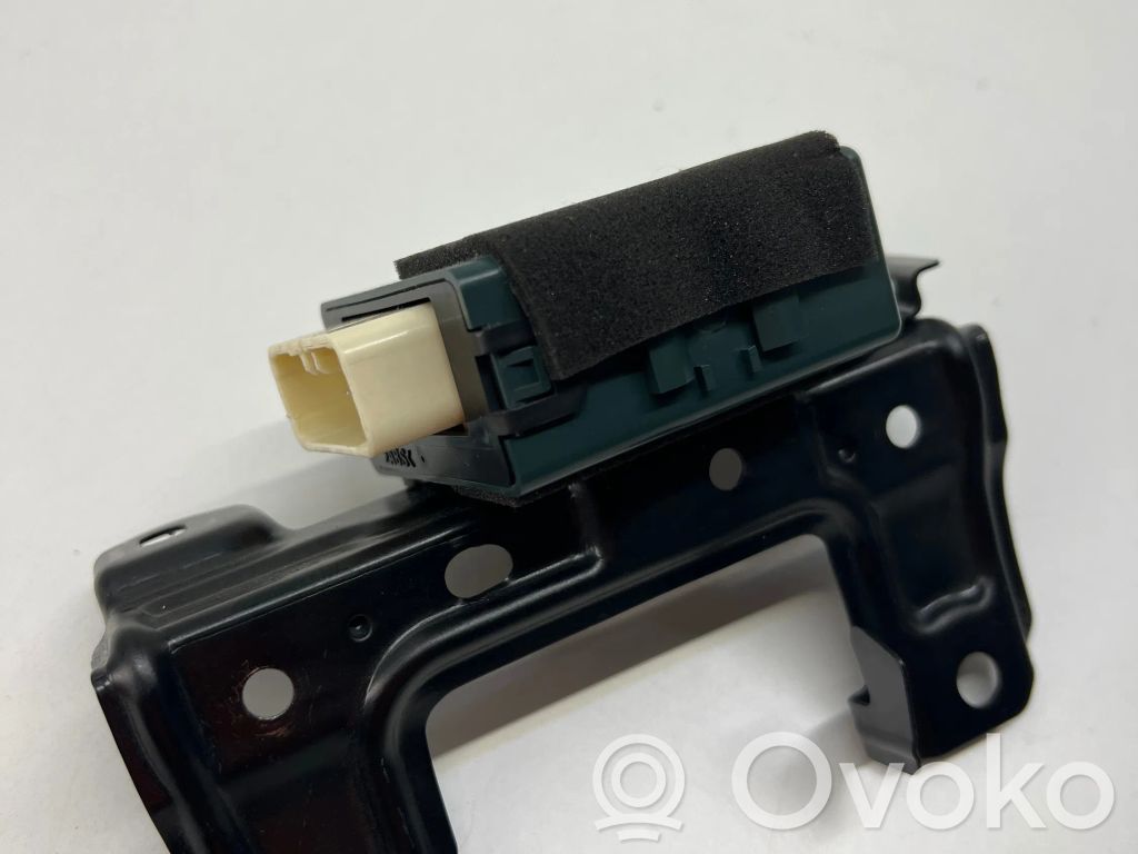 Lexus IS III XE30 Other control units/modules 