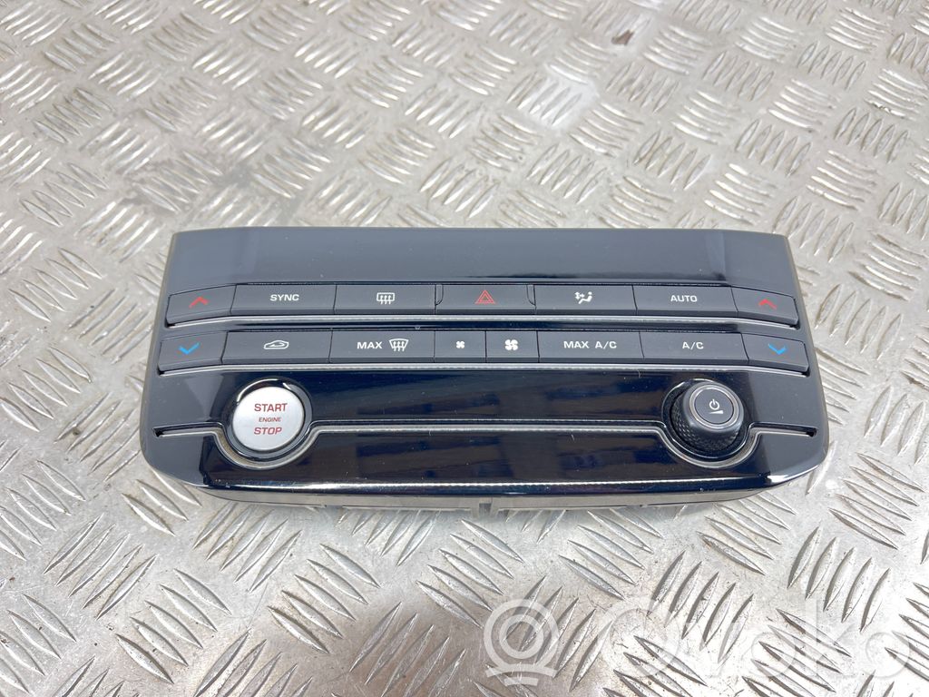 Jaguar XE Climate control unit 