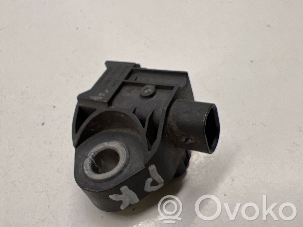 Turvatyynyn törmäysanturi   10438565