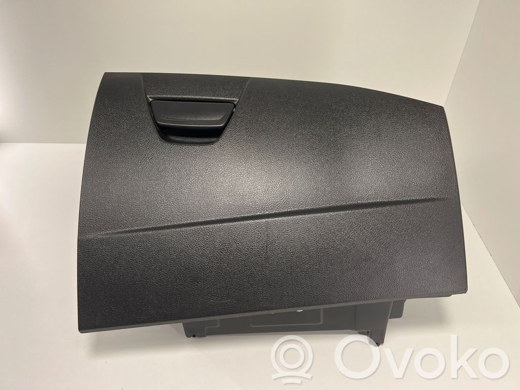 Ford Focus Glove box set 