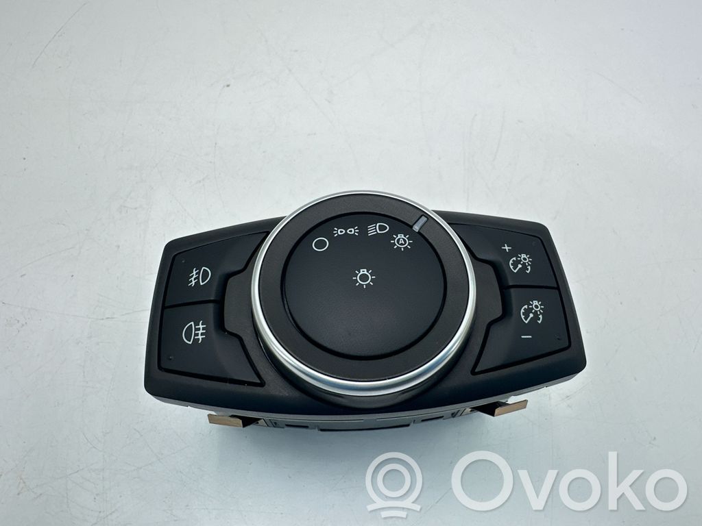 Ford Focus Light switch 