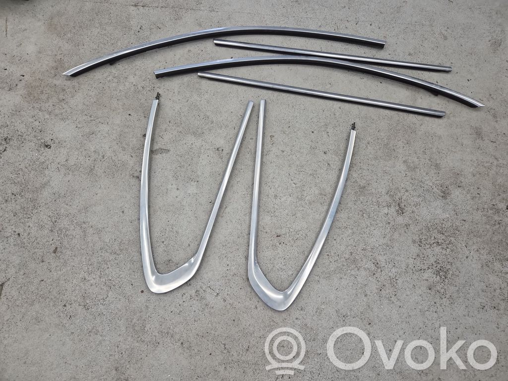 BMW 6 F12 F13 Listwa drzwi przednich 