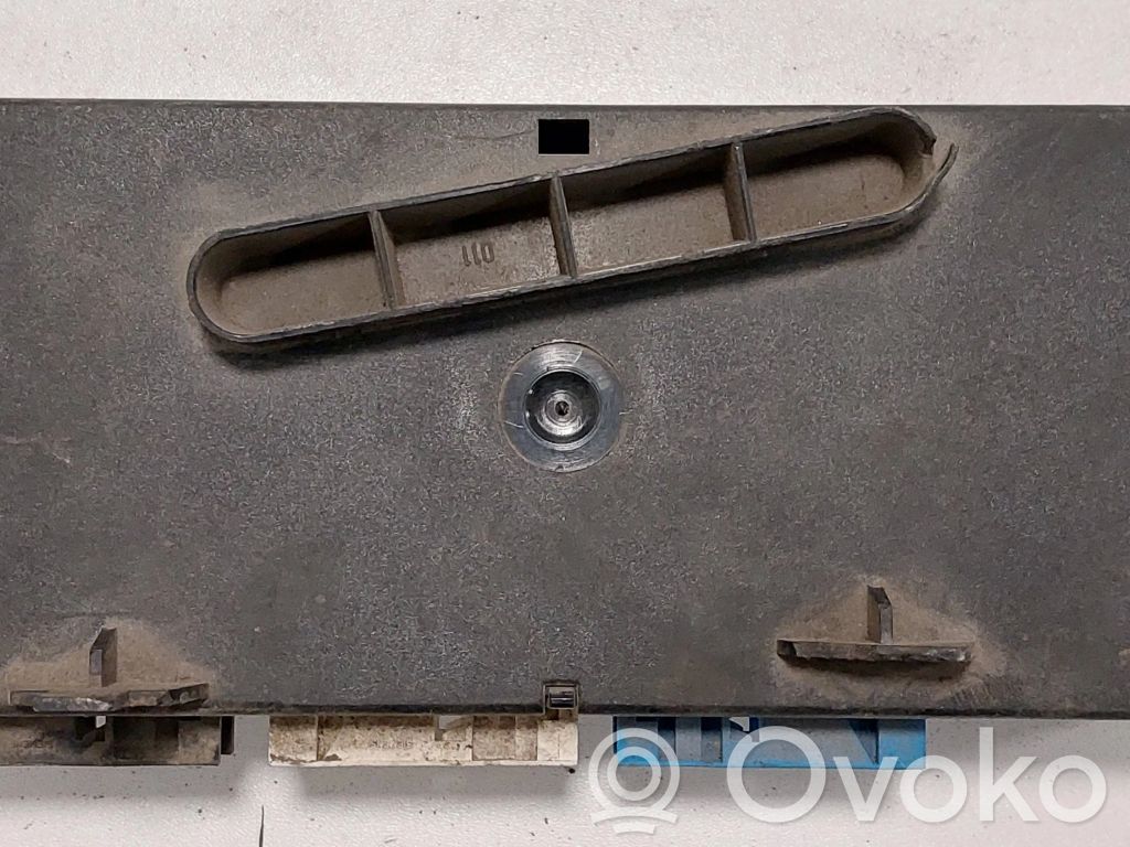 BMW 3 E30 Kiti valdymo blokai/ moduliai 