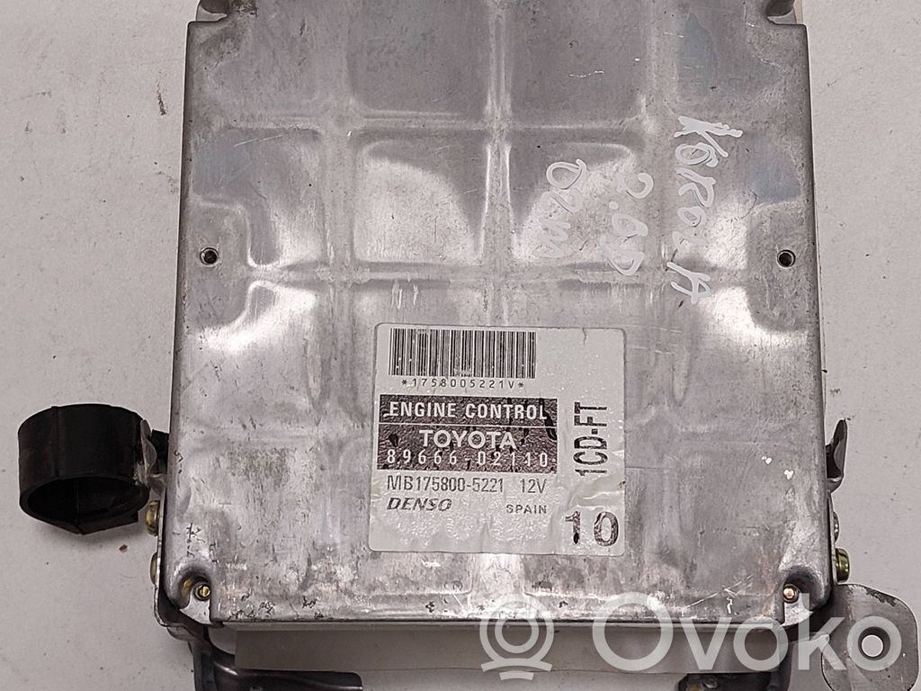 Toyota Corolla E120 E130 Engine control unit/module 