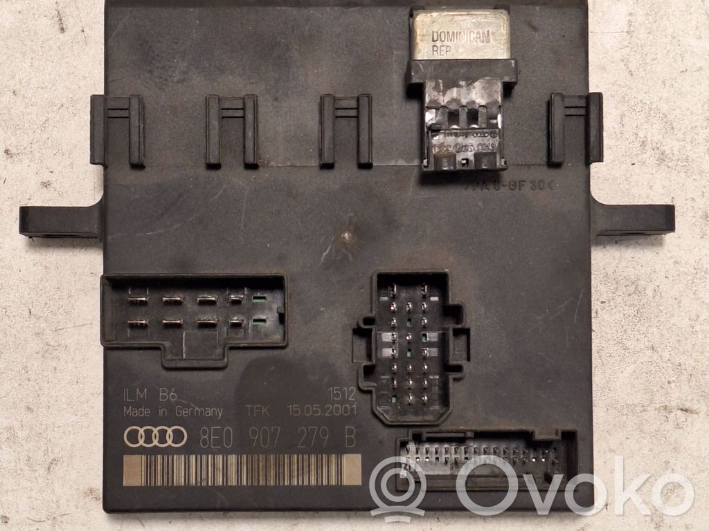 Audi A4 S4 B6 8E 8H Module confort 