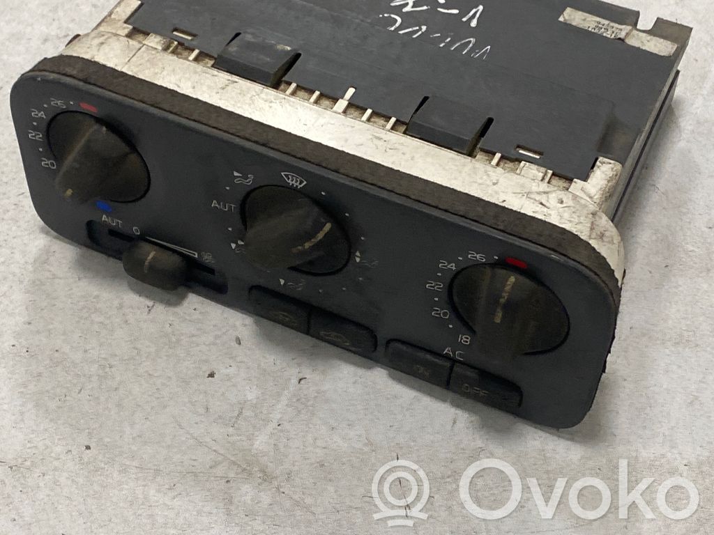 Volvo V70 Gaisa kondicioniera / klimata kontroles / salona apsildes vadības bloks (salonā) 