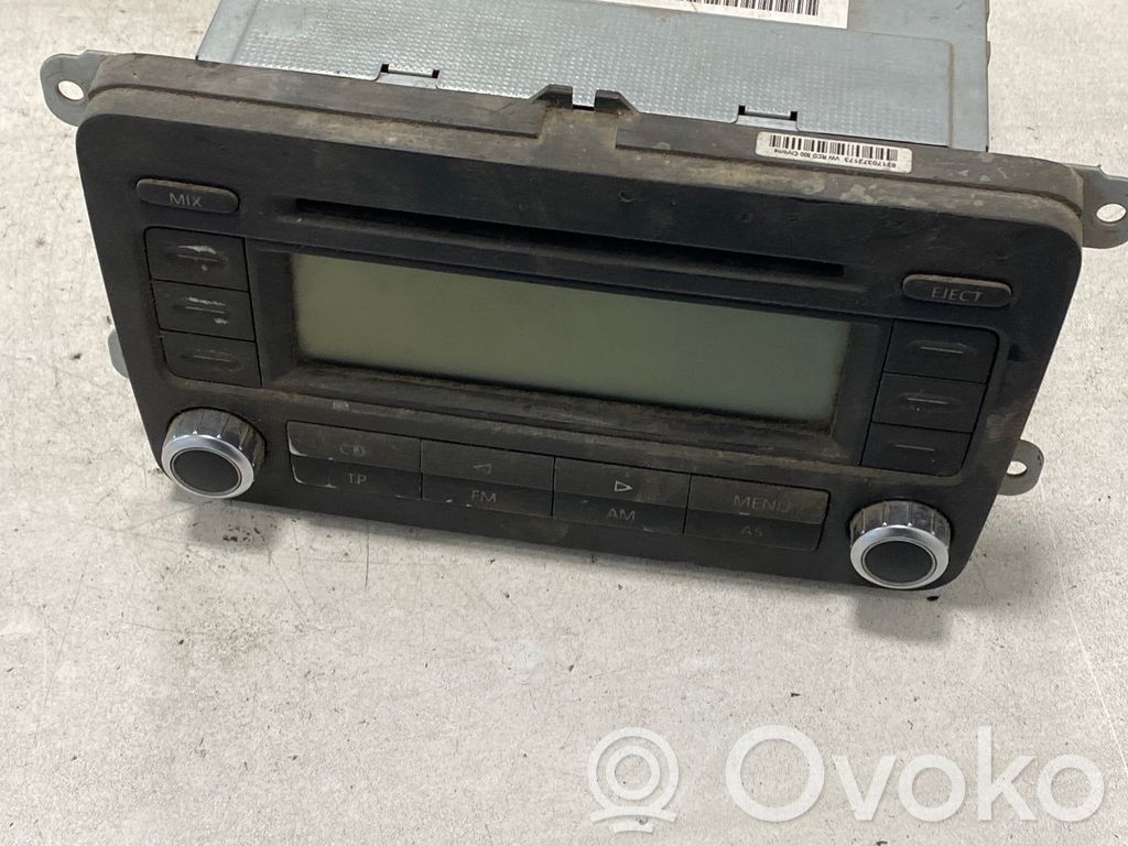 Panel / Radioodtwarzacz CD/DVD/GPS   1K0035186P,2E8778222,7643223360