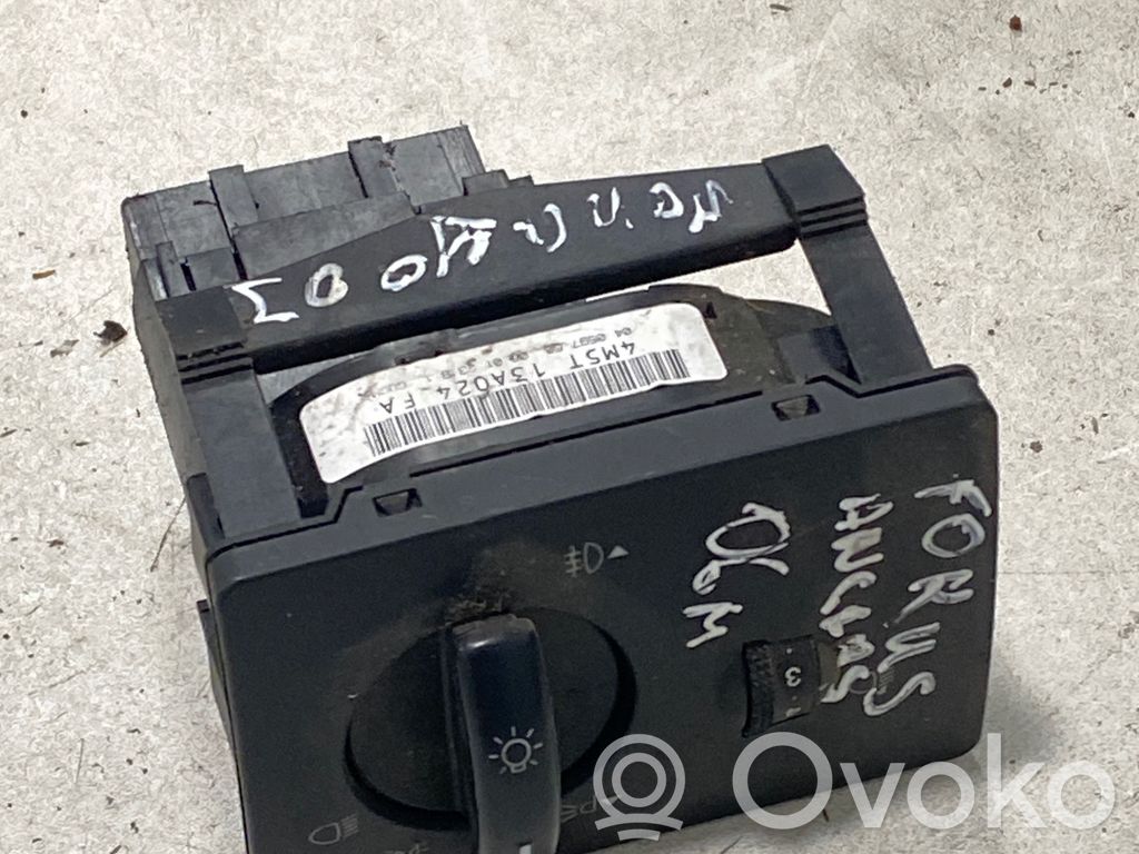 Interruptor de luz   4M5T13A024FA