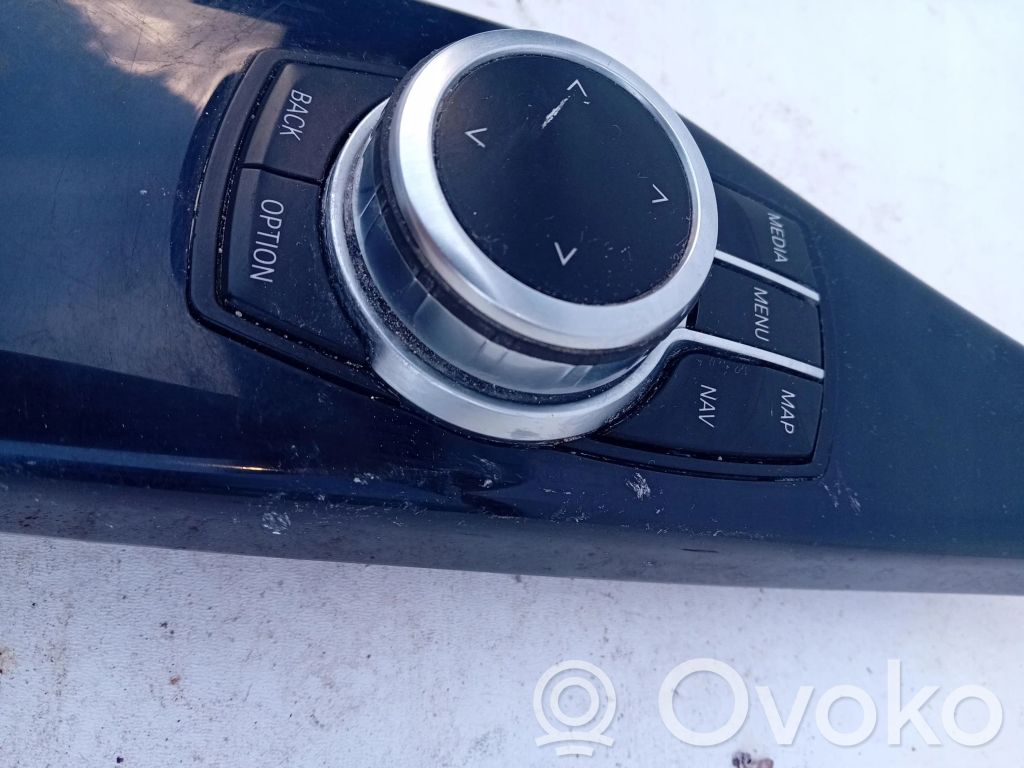 BMW X1 F48 F49 Przyciski multifunkcyjne 
