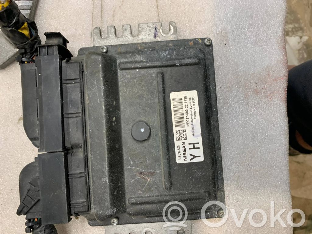 Nissan Note (E11) Engine control unit/module 
