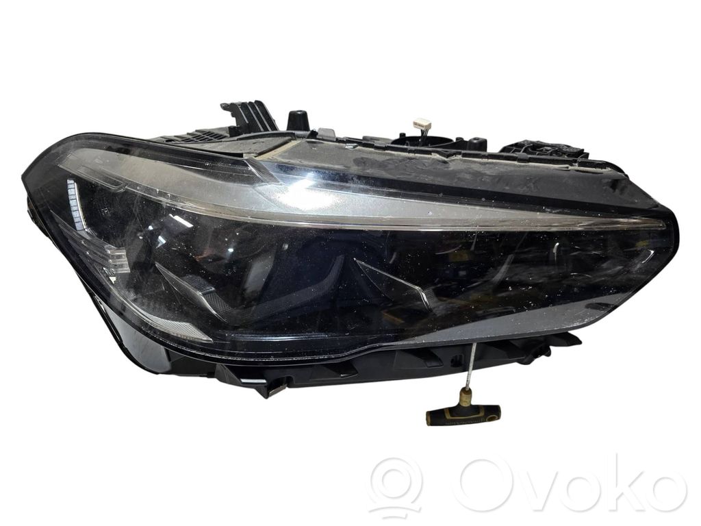 BMW X5 G05 Lampa przednia 