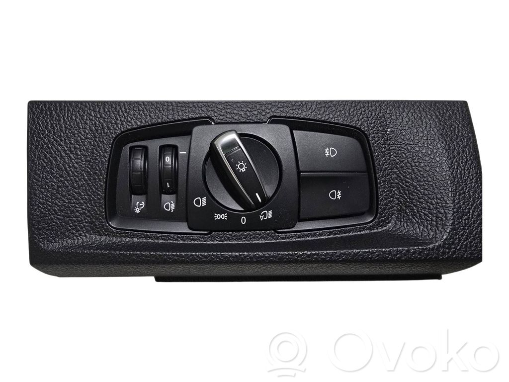 BMW 1 F20 F21 Šviesų jungtukas 
