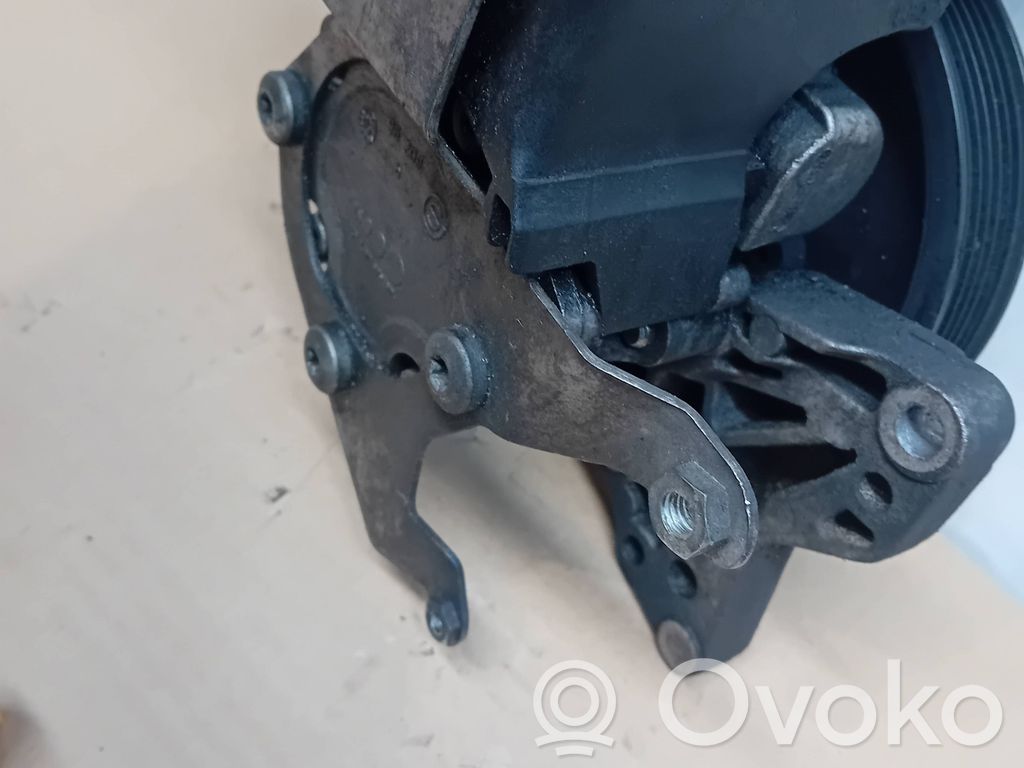 BMW 5 E60 E61 Vairo stiprintuvo siurblys 